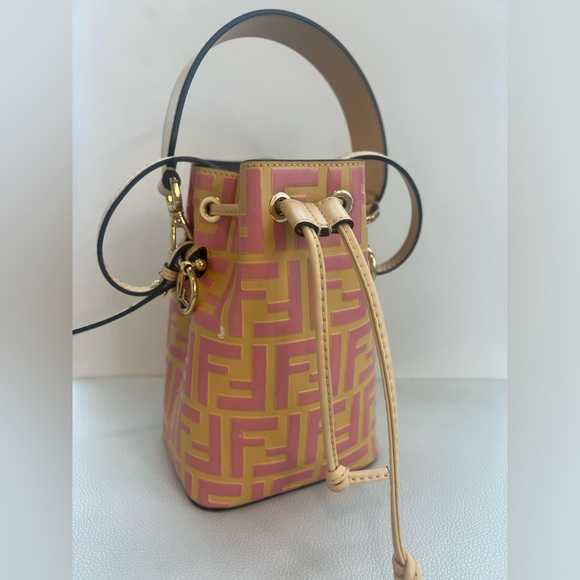 FENDI MON TRESOR MINI BUCKET BAG YELLOW- Rare find - Picture 1 of 7
